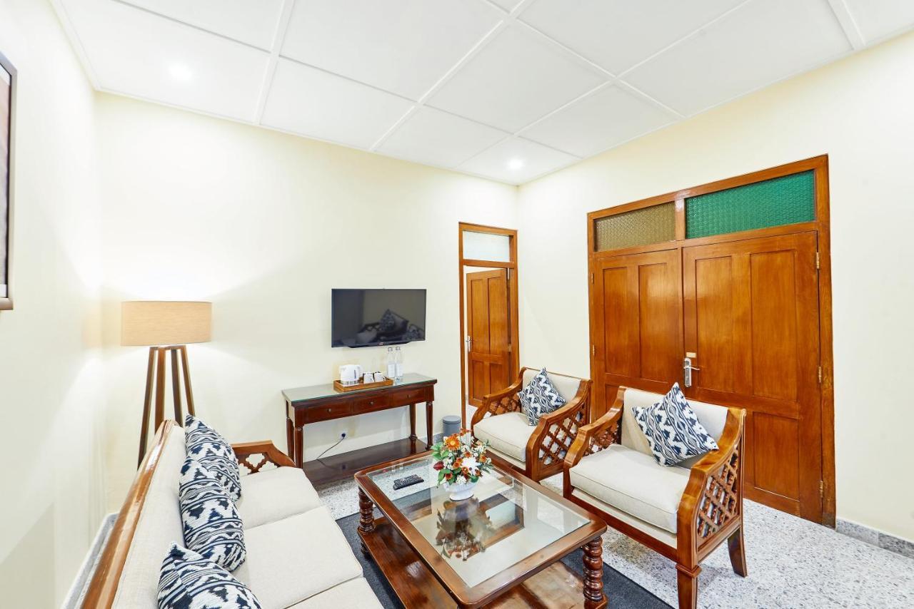 Tirtodipuran Hotel By Natts Hospitality Indonesia Yogyakarta Exteriör bild